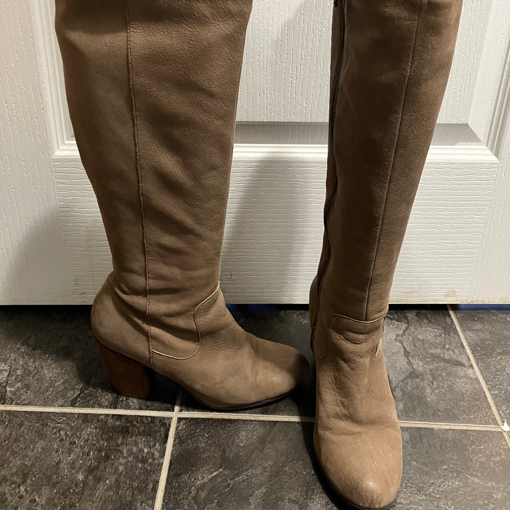 B.P. Transit Tall Boots